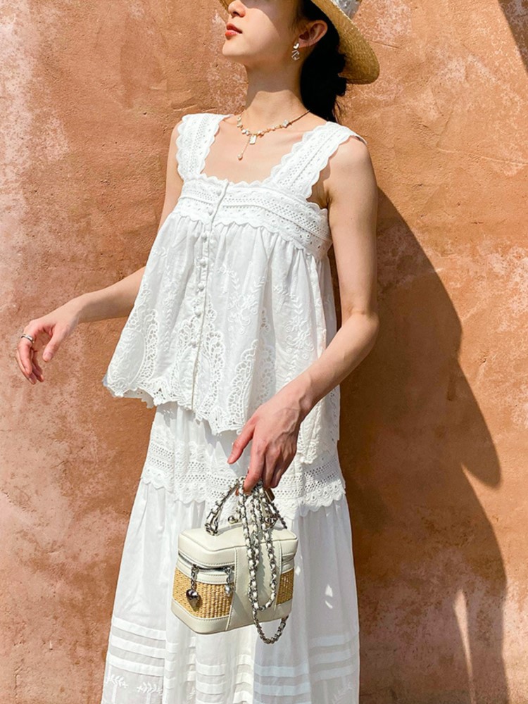 Bohemian White Square-neck Ves - Embroidery Vest 评论和价格