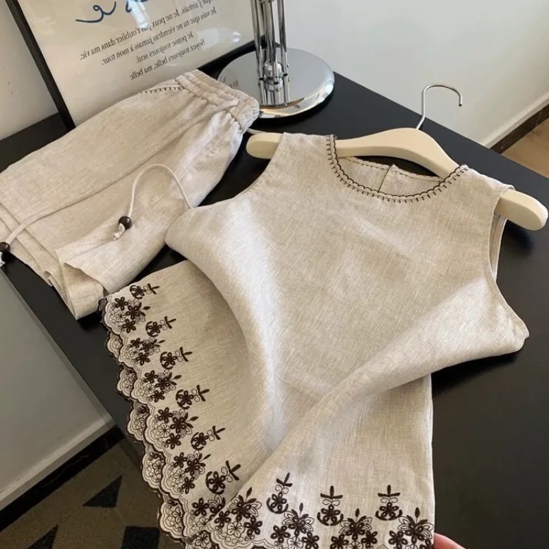 Simple Old Money Style Cotton  - Embroidery Vest 评论和价格