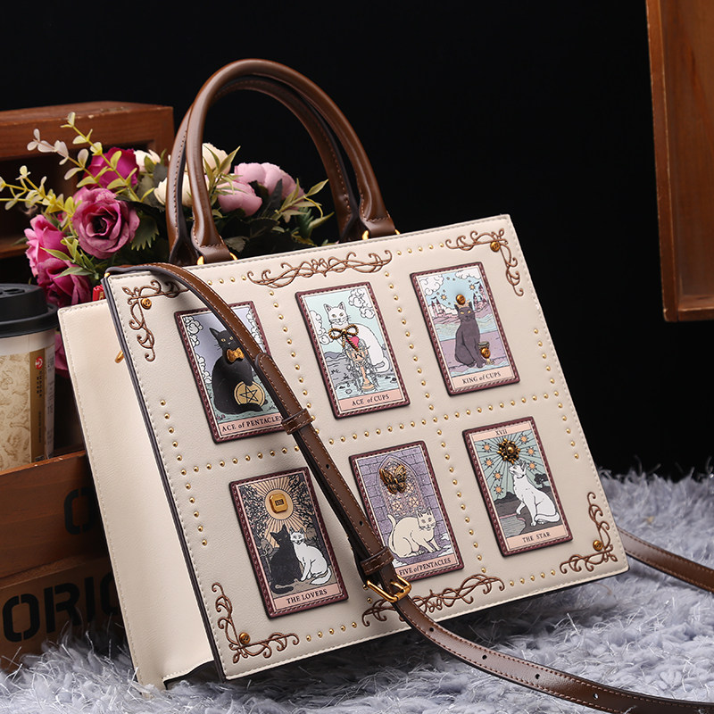 Vintage and Luxury Designer Ba - Embroidery Cat 评论和价格
