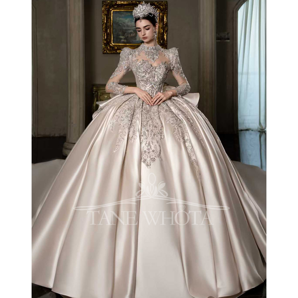 Luxury Rose Pink Sequined Ball - Embroidery Roses 评论和价格