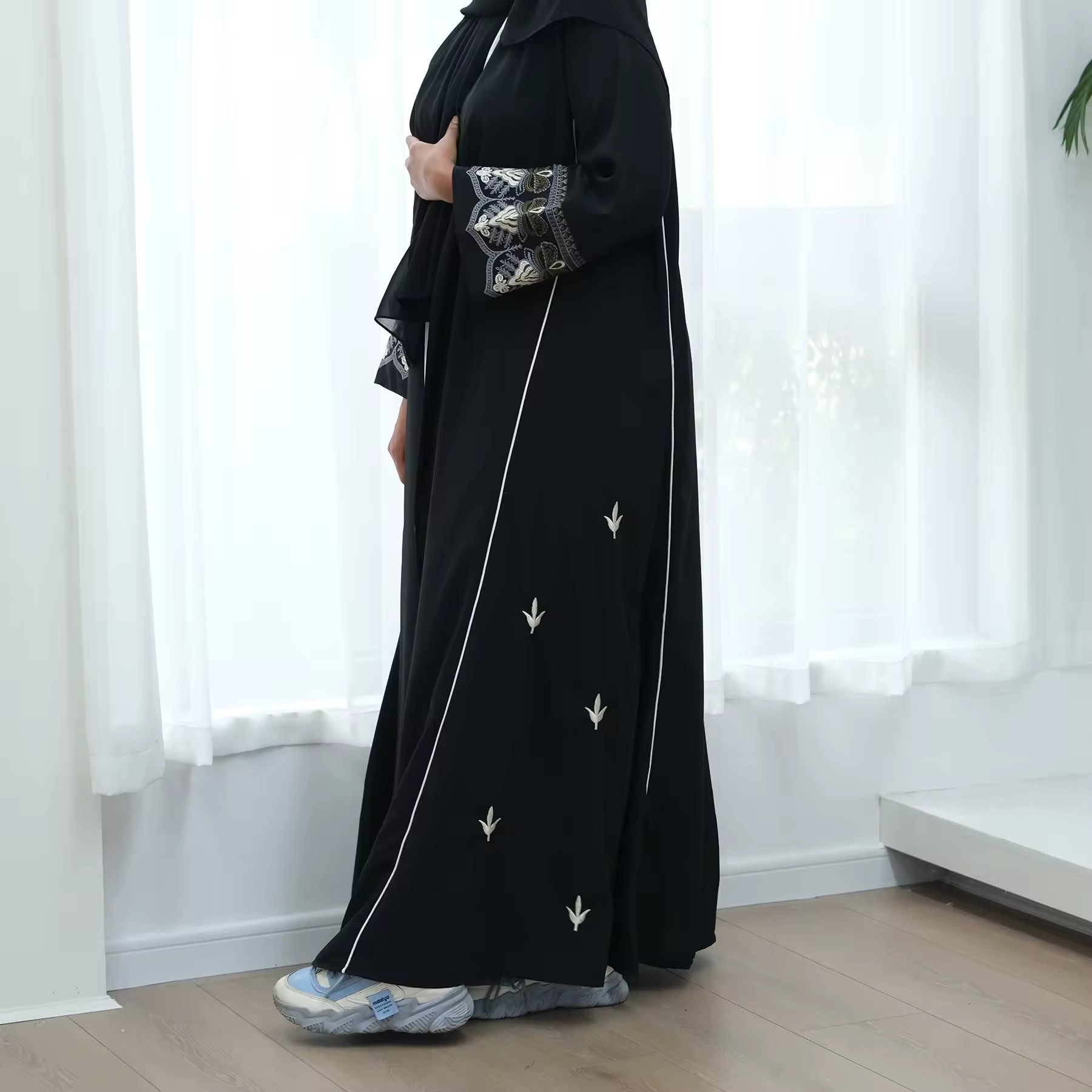 New Fashion Embroidery Kimono  - Embroidery Kebaya 评论和价格