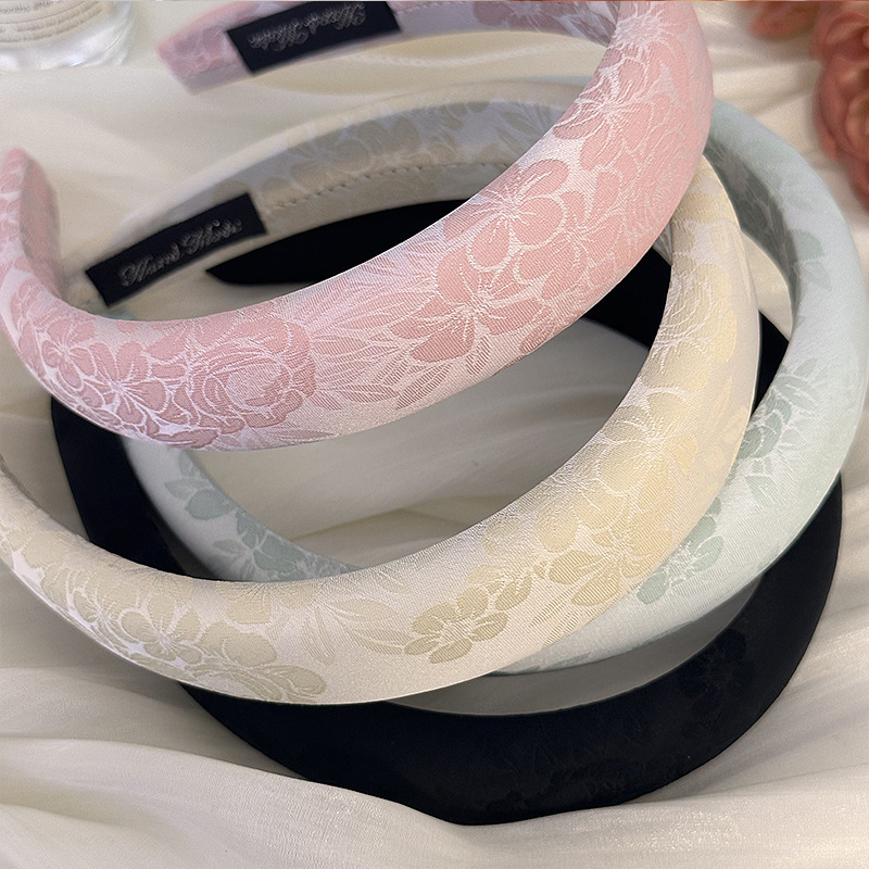 Fashion Women Embroidery Rose  - Embroidery Roses 评论和价格